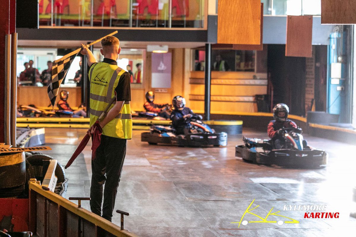 What better way to kickstart the weekend than beating your mates on track? 🏁🏎️ 

Book now via our website or by calling 01 626 1444. 
Open 7 days 'til late 🚨 🏁