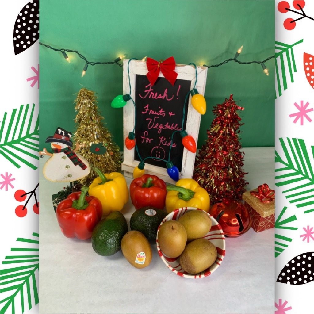 RioMealsRock's tweet photo. Check out this week's FFVP produce @rgccisd La Union &amp; Hinojosa Elem. schools!⬇️#peppers #avocados #kiwifruit 🫑🥑🥝 @Fruits_Veggies @TexasDeptofAg https://t.co/U0rhRZsNv8