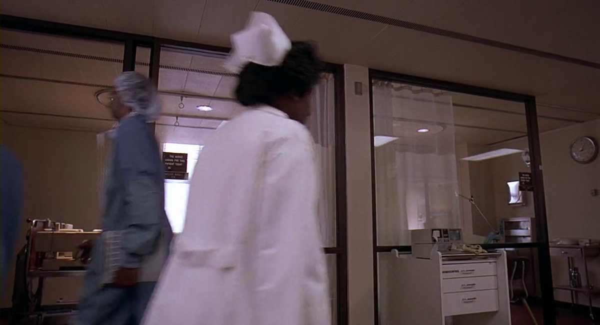 Frame #32345
"until they become train wrecks like Mr. John Doe here."
#Darkman #SamRaimi #LiamNeeson #FrancesMcDormand #LarryDrake #90s https://t.co/dIJHos861J