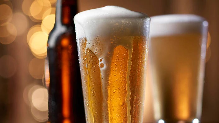 DwrCymru's tweet photo. 🍻 If you run a pub, bar or restaurant in Wales and need to dispose of beer or lager due to new COVID measures then get in touch and we will explain what you need to do. email: Trade.Effluent@dwrcymru.com 🍻 https://t.co/GDSFvA66uI