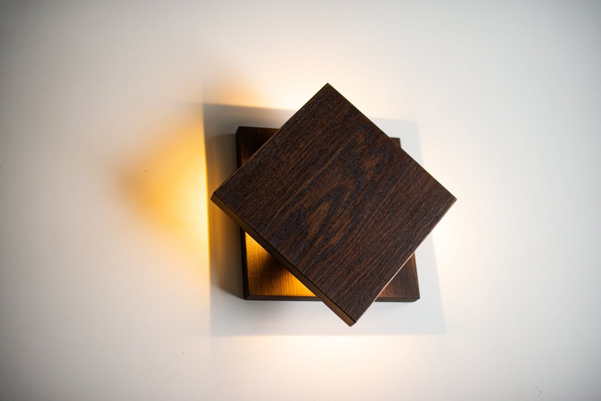 Dtchss's tweet photo. wood lamp SC NEW @ dtchss 💛

#minimalist #LED #walllamp #walllight #lampdesign #minimalism #ledlights #interiordesign #dtchss #scandinaviandesign #sconce #decor #squares #simple #woodworking #woodlamp #woodlight #woodenlamp #gift #oak #solid #naturalbeauty #natural https://t.co/QCyN2m8n3B