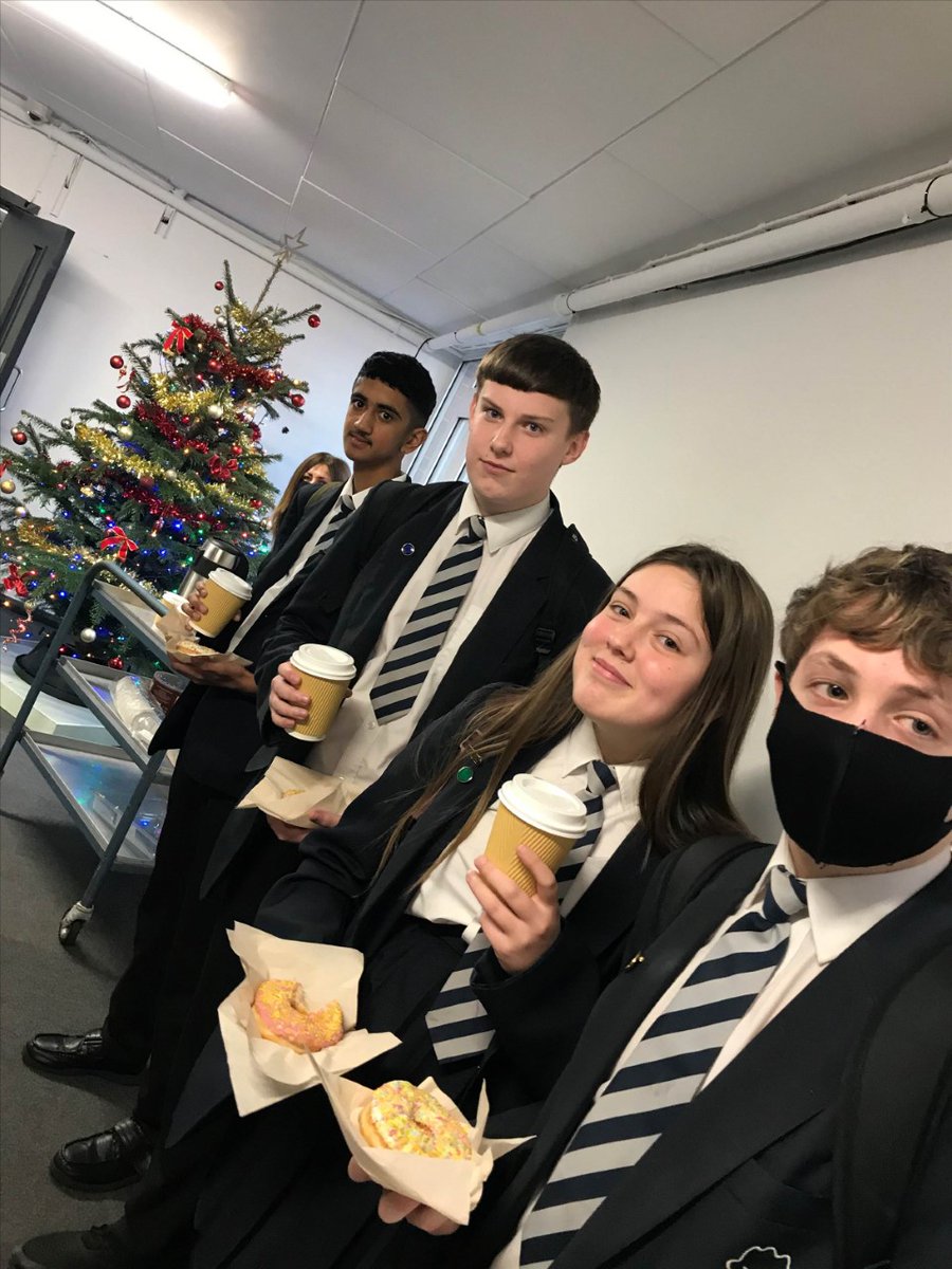 hyndburnacademy's tweet photo. Our Year 10s enjoyed treats at break time today for all their hard work and effort in lessons. #rewardingstudents #educationwithcharacter #hya12daysofchristmas https://t.co/0zs23qD5jx