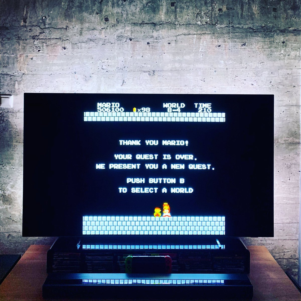 fnorzz's tweet photo. First game completed on Nt Mini #supermario #analogue #ntmini https://t.co/XeycAVCb0b