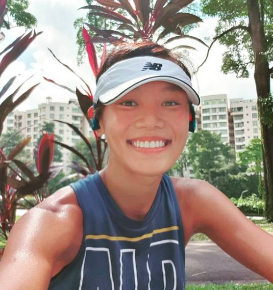 Plantronics's tweet photo. #FridayFeature! 🎉
Feeling fresh and happy after the holidays. Thank goodness for our #BackBeatFIT's! 🎧
#HearWhatMatters #BeUnstoppable https://t.co/eyLNwfGlHH