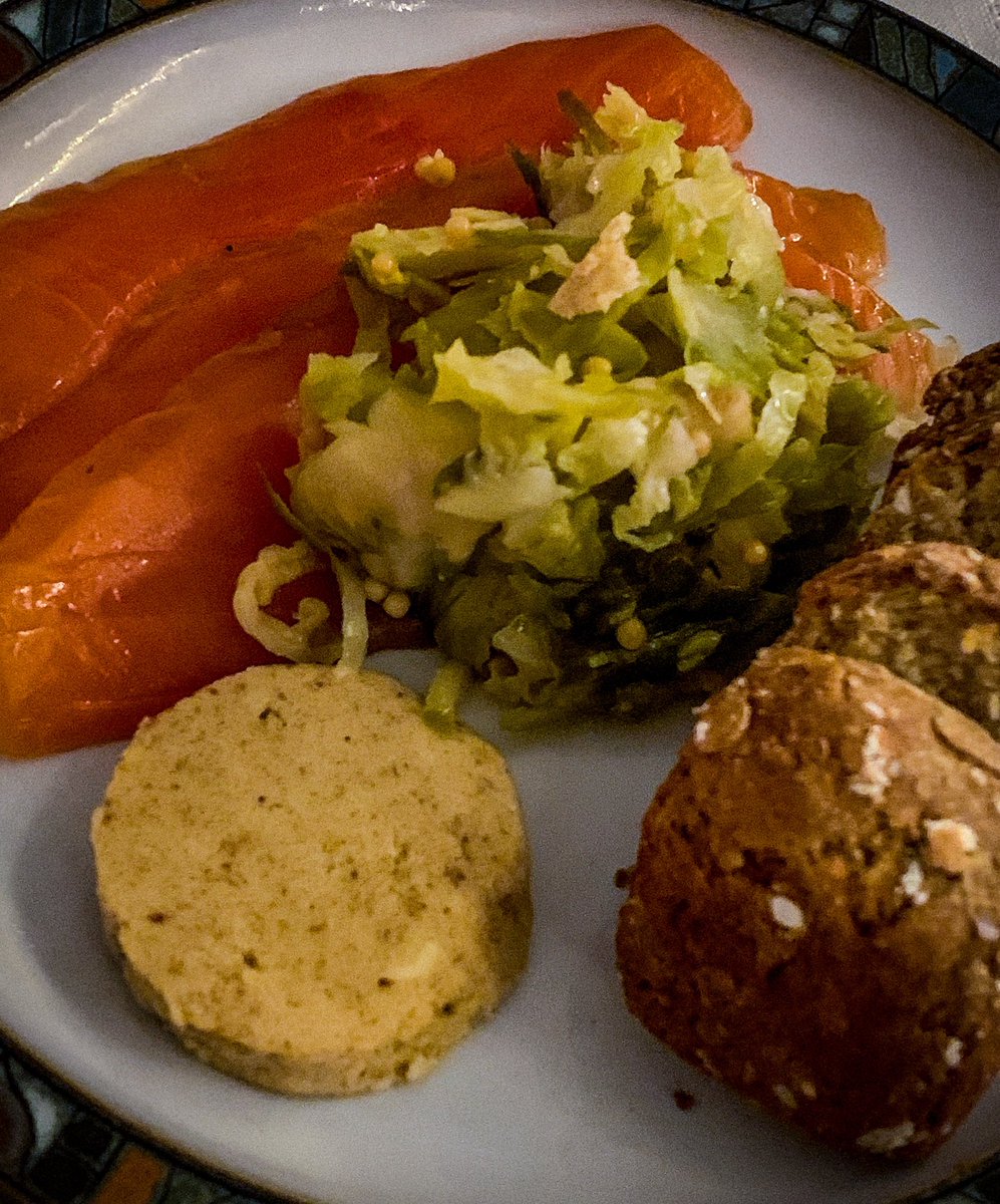 JamesTurton's tweet photo. @TheFactoryKitc1 Really lovely starter. Amazing Gin Cured Salmon.   #fkathome Can you do a Xmas dinner ? https://t.co/JSzldoF9Dq