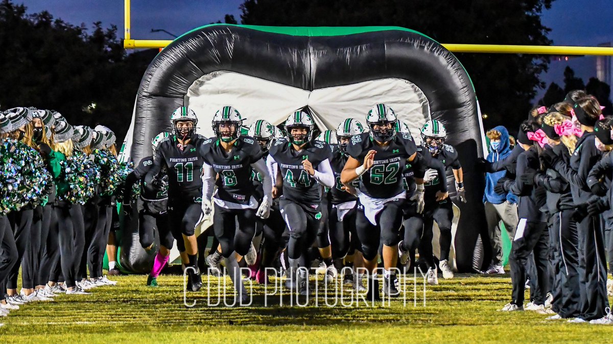 CDubPhoto405's tweet photo. It’s game day!  Bishop McGuinness vs McAlester tonight at 7:00 PM.  Last home game for the class of 2021.  Let’s GO IRISH ☘️🏈 #blackout #bmchsfootball #bmchsokc #playofffootball #ossaa5aplayoffs @BMCHSOKC @McGuinness_FB https://t.co/P4PXoLNRNj