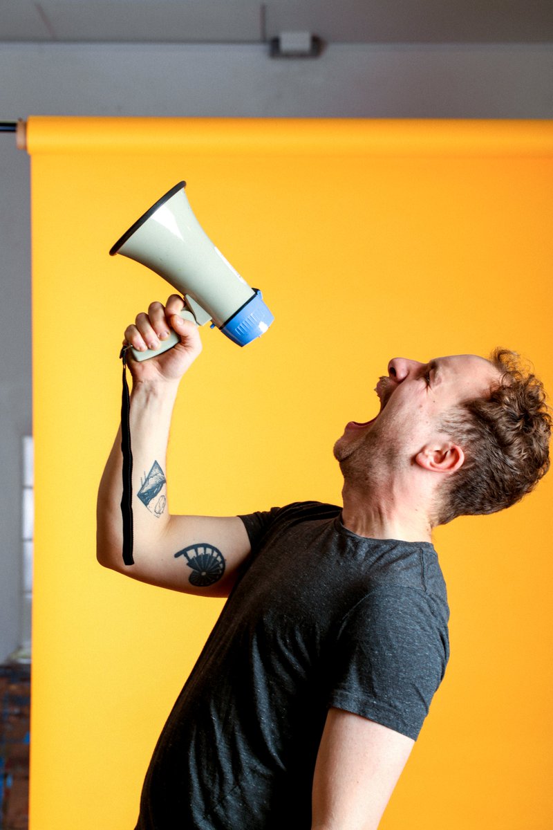 1 week today we'll be gearing up for Mighty at <a href="/GooseTheatre/">Golden Goose Theatre</a>!  

11 &amp; 12 Dec, 7pm discover the perils of being a short man, in a night out (finally) of comedy, music, spoken word &amp; beatboxing exploring why you should give a s**t about #heightism.

Book: goldengoosetheatre.co.uk/mighty