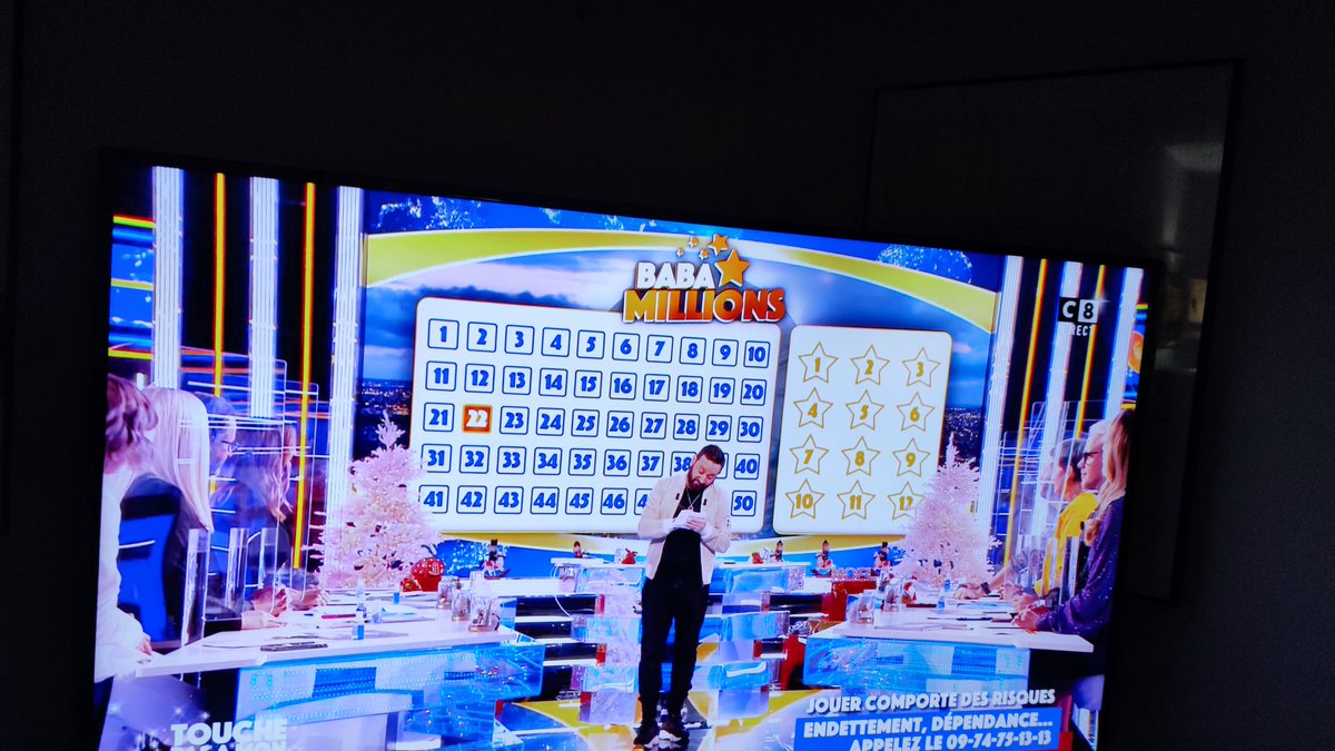 syrina01's tweet photo. #TPMP #babamillions !!! https://t.co/bKQmgQaK8b