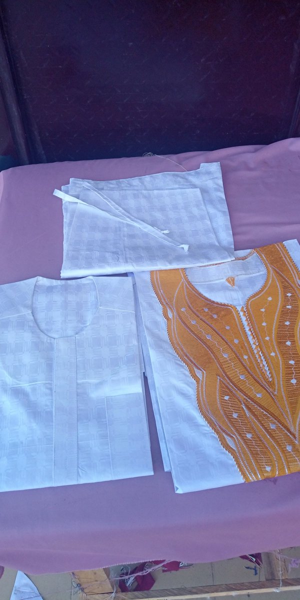 iam_jerry10's tweet image. Boss, you are in Abuja now?

You promised to visit my workplace ooo. I dey your DM since 😩😩😩🤧🤧🤧

#hg2talks 
#hg2giveaways