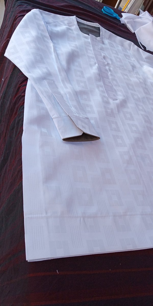 iam_jerry10's tweet image. Boss, you are in Abuja now?

You promised to visit my workplace ooo. I dey your DM since 😩😩😩🤧🤧🤧

#hg2talks 
#hg2giveaways