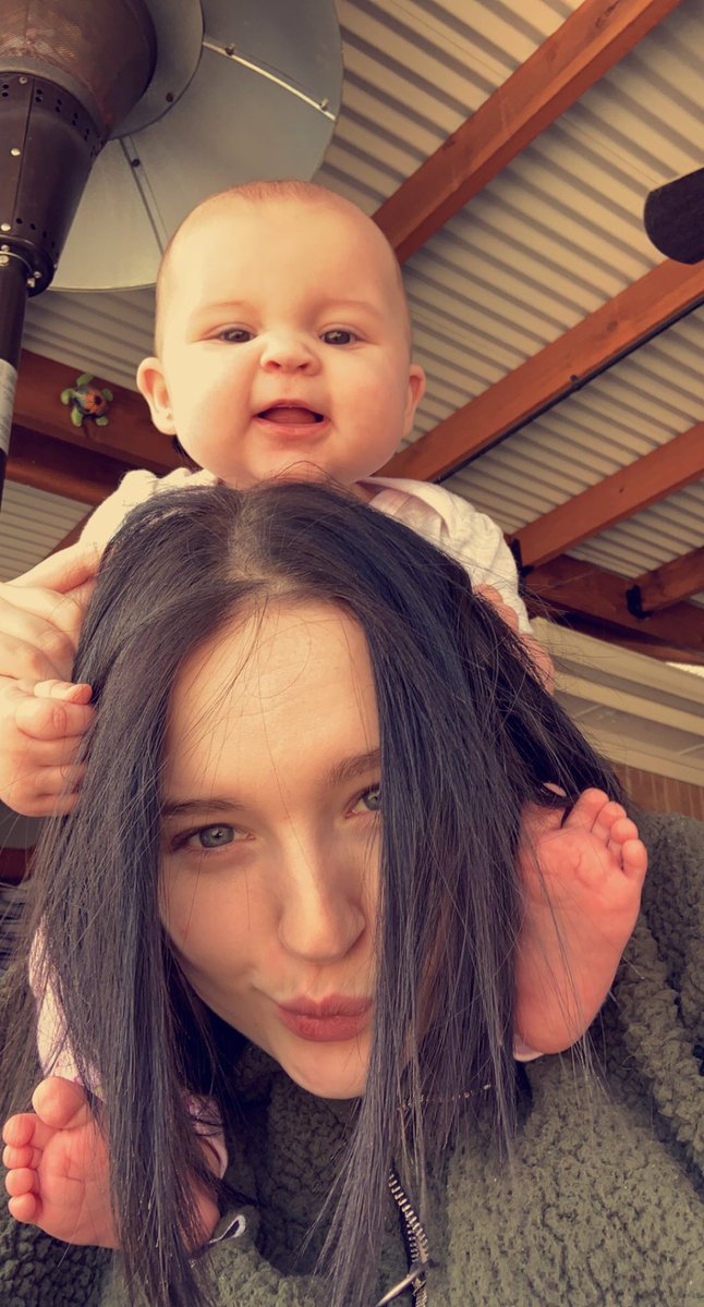 BrooklynnMuse's tweet photo. being your momma is the greatest thing I have ever done in my life... you’re my reason and my purpose Oakleigh Claire Muse💗 https://t.co/JIMpzQm4Ru