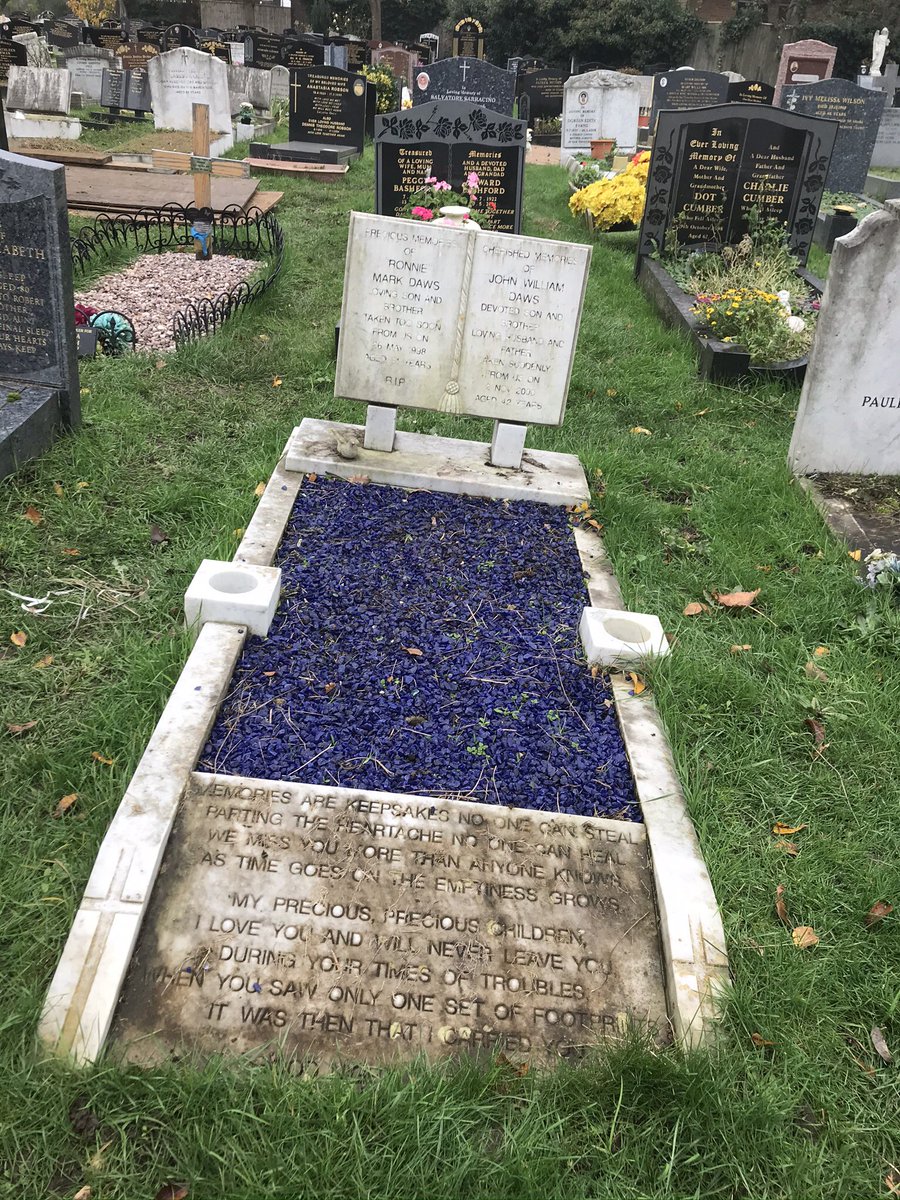VMonumental's tweet photo. A renovation completed for a client of ours. Cleaned, raised and levelled and all lettering repainted. What a lovely transformation completed right in time for our clients Christmas visits ❤️🎄 https://t.co/qBXNJnG5y5