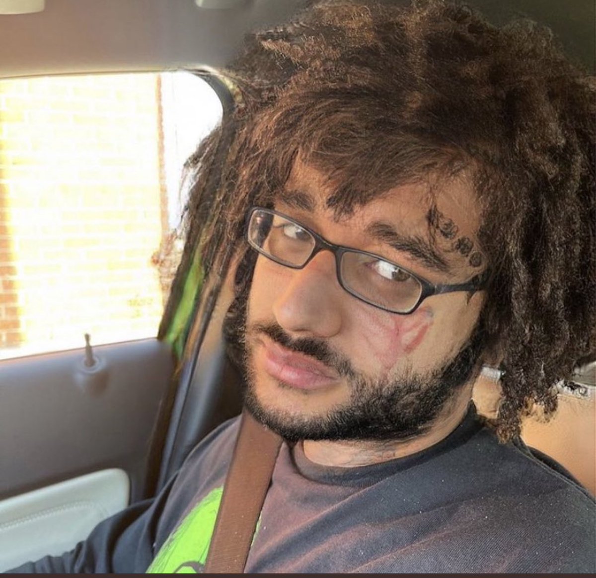 CHXPO's tweet photo. Trying out a new look 🖤 
Y’all want emo savage 3 ? https://t.co/DgKler1SIs