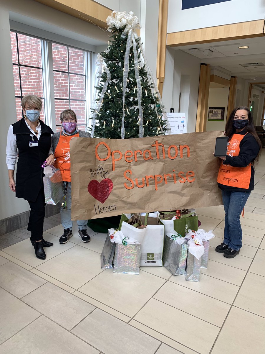 AndradeBonnie's tweet photo. Operation surprise Lunch for the nurses and iPads for the patients on the covid floor to FaceTime their loved ones. Thank you BIDH for all you do❤️@LorrainePuleo @corelli189 @rwlesieur @JasonArigoni @operationsuprise https://t.co/xoPi7FnJ14