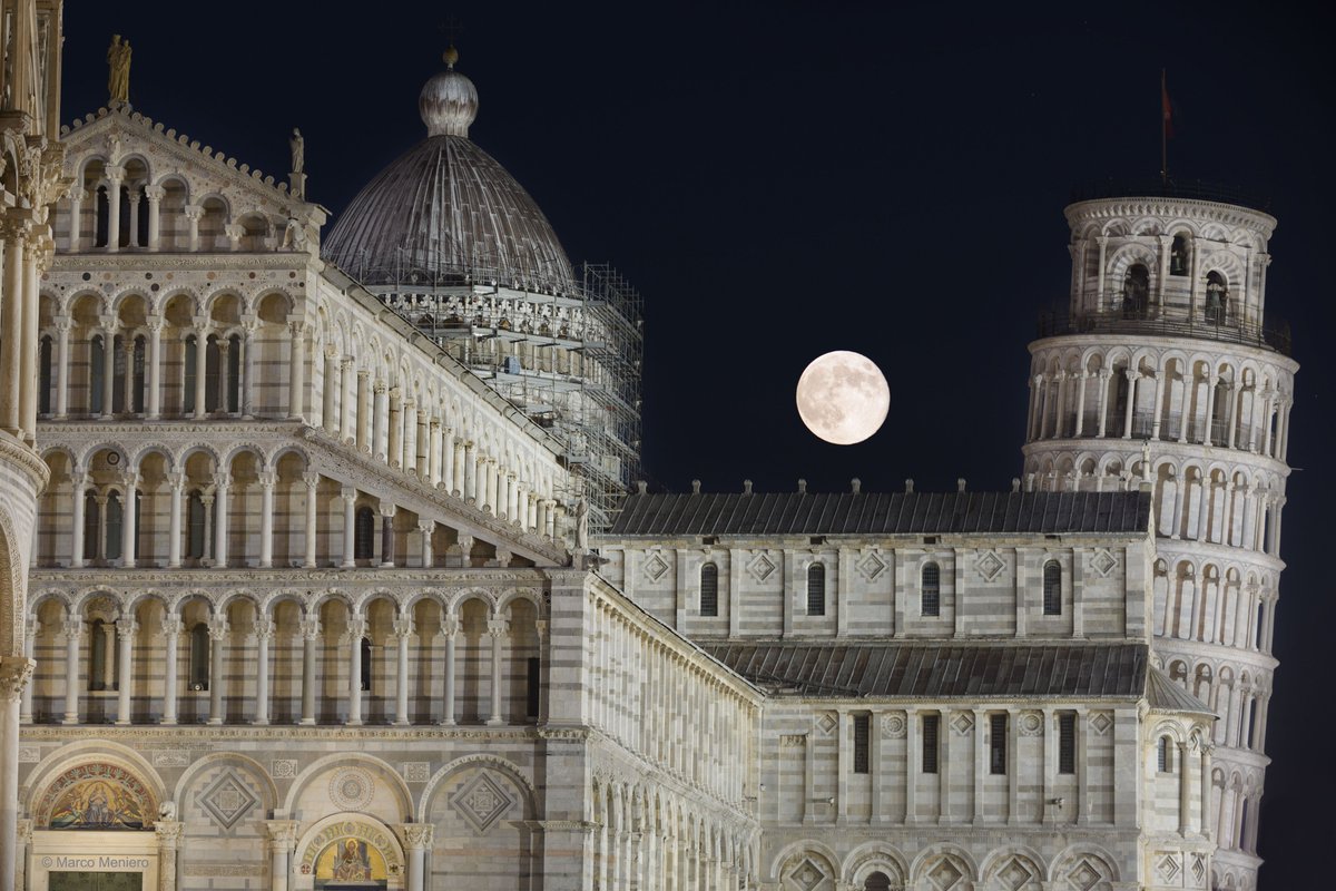 'Thunder Moon over Pisa' by Marco Meniero