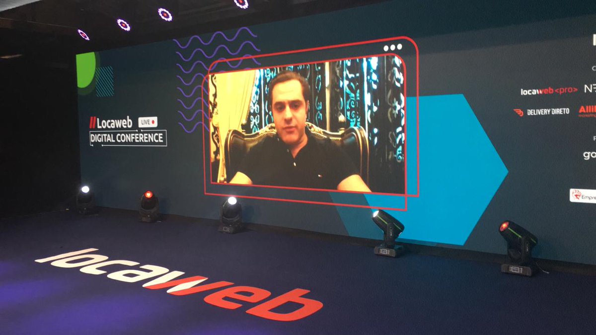 locaweb's tweet photo. // Nader Fares das @LojasMarabraz na #LocawebDigitalConference Live 🌐
"Pretendemos lançar a nova #loja do Mappin em 2021, com #conceito de #loja de #departamento. Focar em nossa linha exclusiva e trazer grandes marcas também, com a #experiência #omnichannel"
#empreendedorismo https://t.co/m3EGwhbLEl