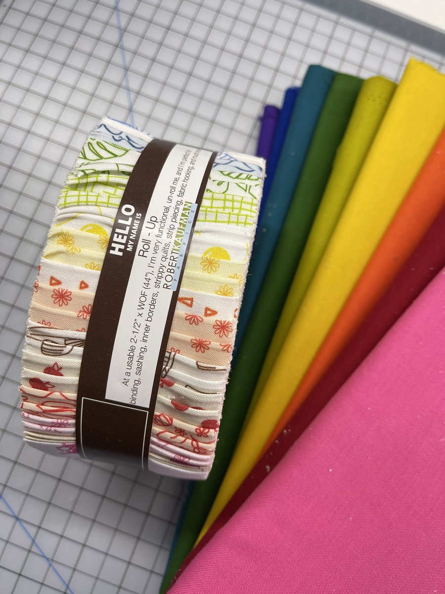 toquilts's tweet photo. Do I NEED another rainbow quilt? Not really. But I WANT one, so it’s happening. https://t.co/VMSxJZQP4G