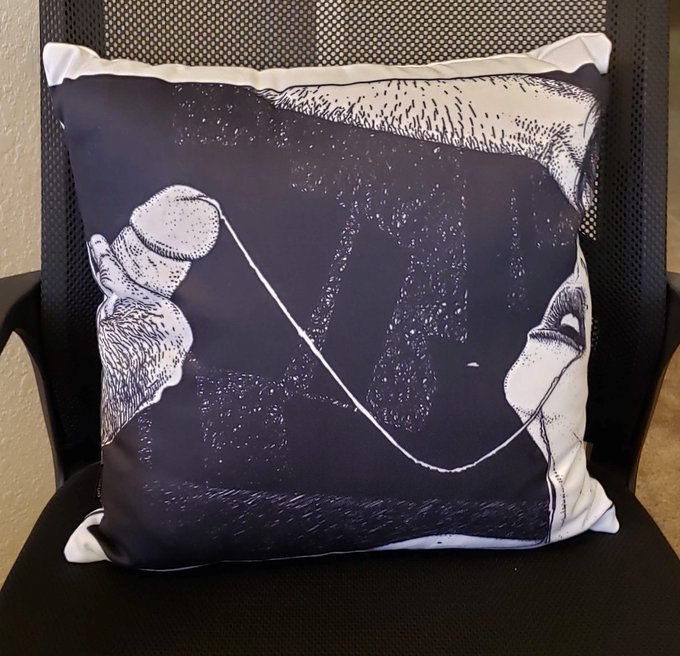 New throw pillows! Merry Xmas to me 🥰 https://t.co/0LXS7XUYbi<a href="/tag/likefinewine"class="tags"><span>#likefinewine</span></a><a href="/tag/fullbodied"class="tags"><span>#fullbodied</span></a><a href="/tag/bisbeepride"class="tags"><span>#bisbeepride</span></a>
