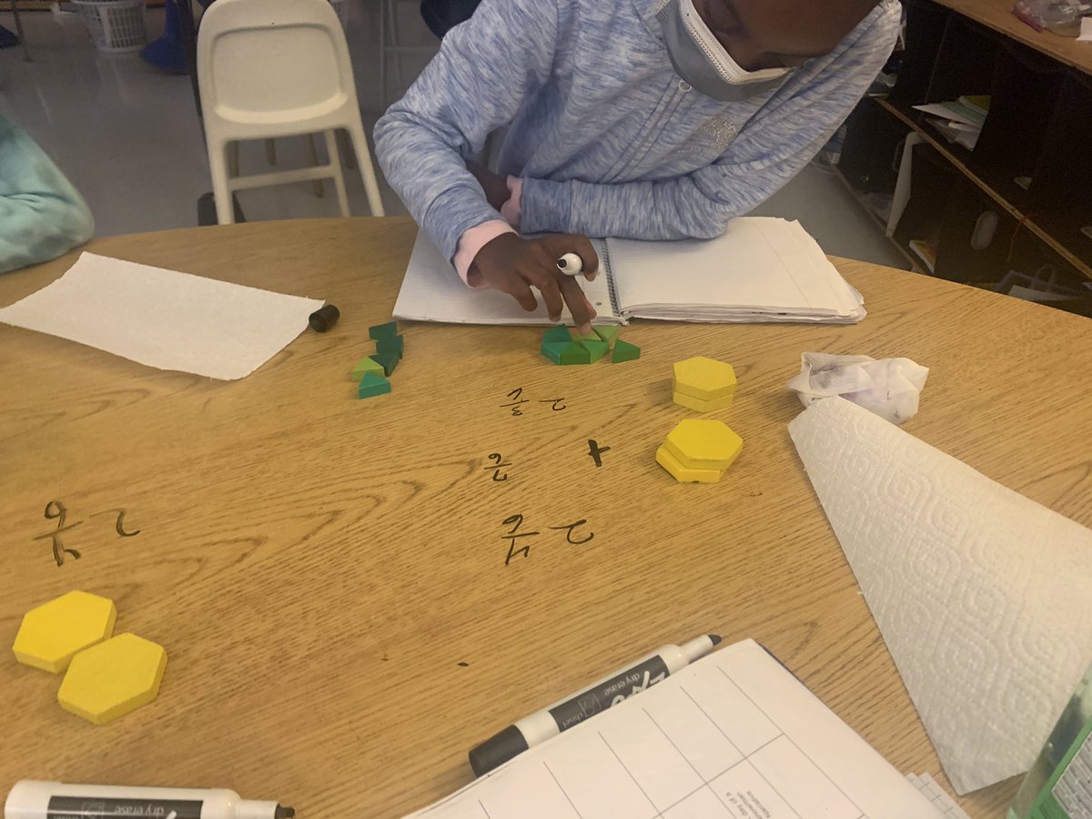 pcesteamelliott's tweet image. Writing on a table? #pricelessfun
Pattern blocks for adding fractions ? #makingmathreal
@pcespanthers1 @fcboe