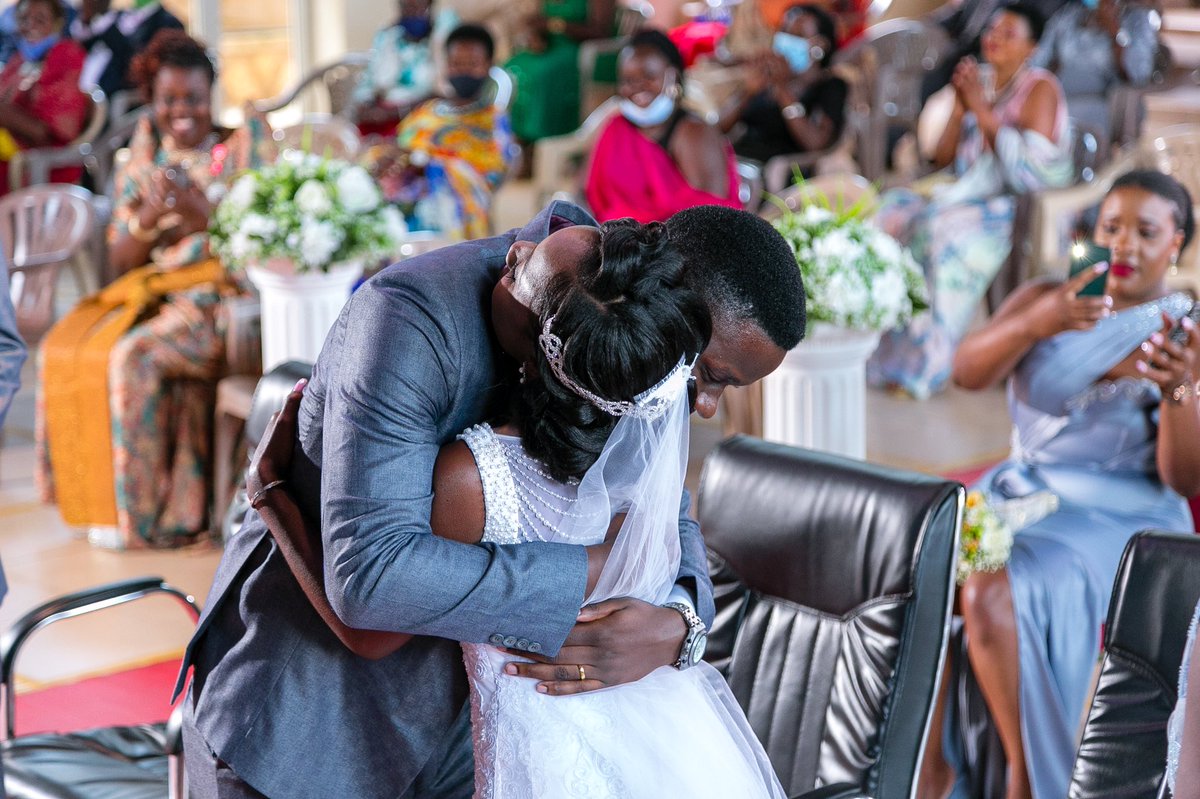 kaitesi_jachin's tweet image. 07.11.2020
Married my Bestie💍♥️Till death do us part as God is our guide😌🙏🏾