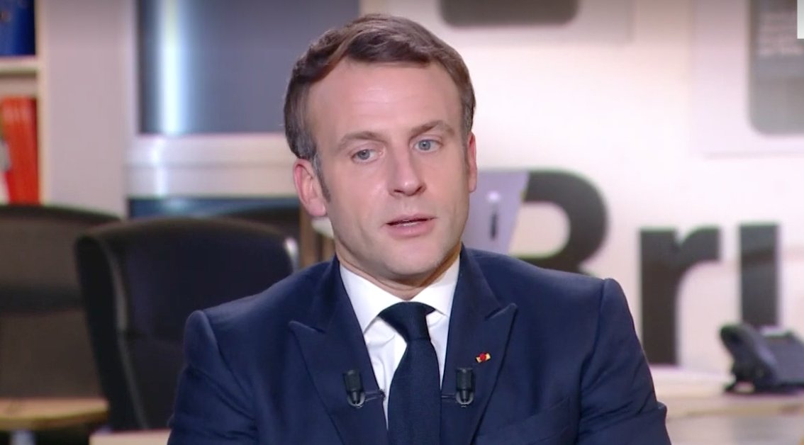 Petit thread sur l'intervention d' @EmmanuelMacron sur  @brutofficiel à propose des jeunes.  #BrutMacron  #Macron  #Brut #Macron reconnait ses erreurs sur des tas de sujets. Mais à part des bons sentiments, rien de nouveau sous le soleil. 1/