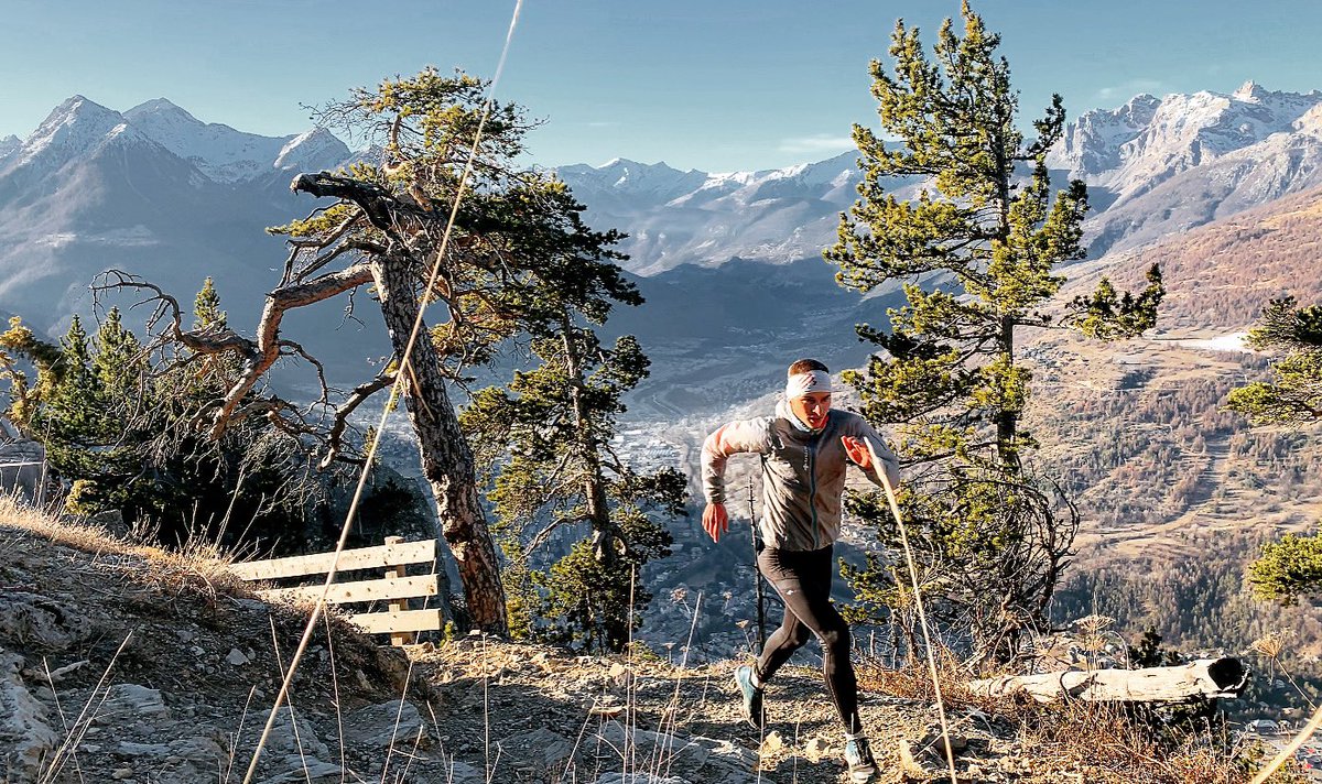 AlvinLair's tweet photo. C’est parti pour une saison hivernale à Briançon ❄️🏃‍♂️
@raidlight @Lepapestore @Mintelabs @lepapeinfo https://t.co/RVNQIO230R