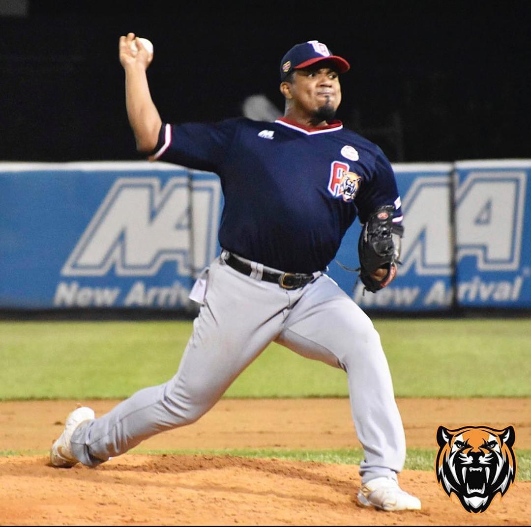 CBMLosPotros's tweet photo. Hoy de cumpleaños un 🐯 con casta...

¡Felicidades @angelnesbitt2! ⚾️🔥🔥

📷: @TigresOficiales https://t.co/tVXKJE1D6d