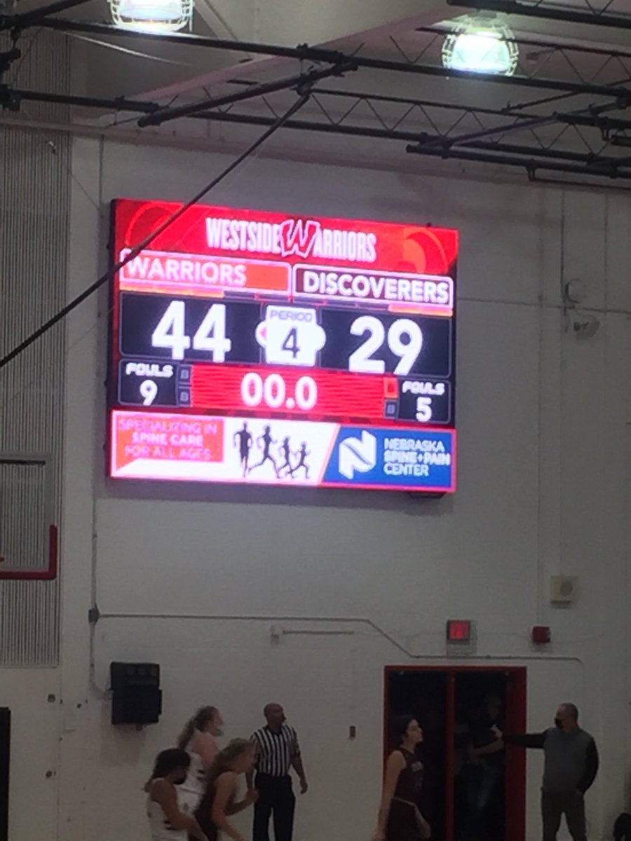 tkwapnioski's tweet photo. Final from @Westside66 with the @DiscovererBB @DiscovererWay coming up a little short. #Play2TheEnd #Back2WorkOnMonday https://t.co/v64y4KZuNF