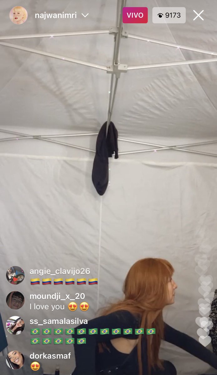 justazne's tweet photo. reina de los spoilers que intenta esconderse después de darse cuenta de que no tiene la panza, muy bien najwa https://t.co/ssgFJBmMUU