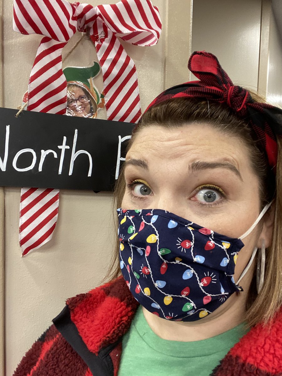 Bartlett_AP's tweet photo. Day 2 of Twelve Days of Christmas at ORE brought some Sonic sweetness and mor Elf Hunting!! #somuchmORE @OakRidgeCISD https://t.co/9SFFYZXAcw
