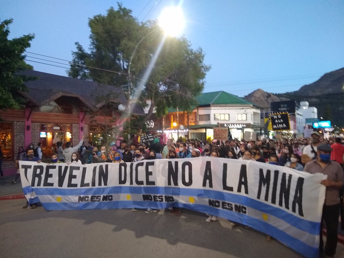 LinyerasP's tweet photo. Bandera #linyera carajo https://t.co/WC5V0t0mmh