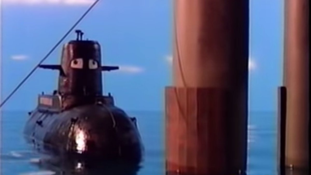 Lol Northumberland is described as "a very quiet sub and hates loud noise and bright lights" and yes same  https://twitter.com/DracoMeteor/status/1335025268503691264