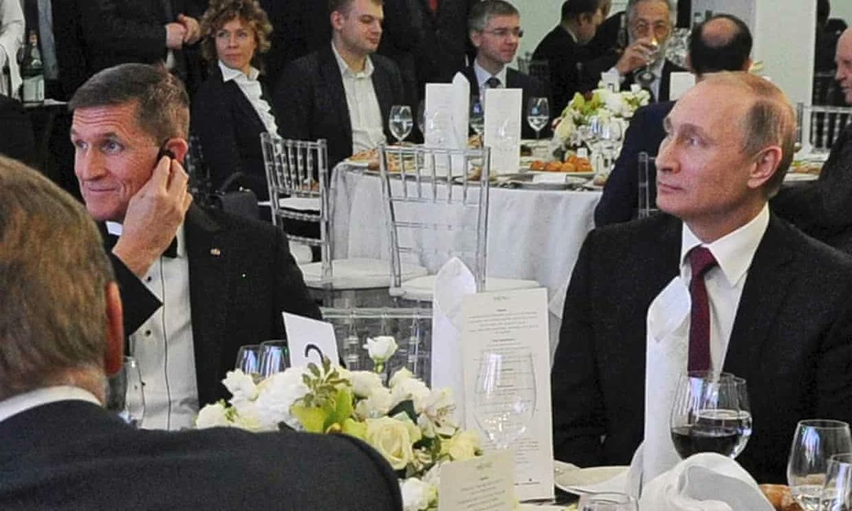 December 2015:  @GenFlynn travels to Moscow to give a speech and is photographed with Vladimir Putin. "OCONUS lures" approved by the FBI. Halper begins drawing down expenses on his Pentagon contract (Spygate slush fund).