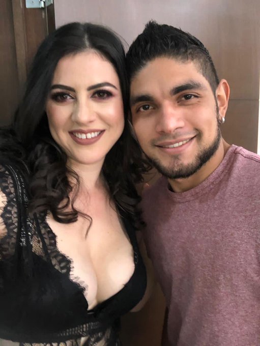@CValenzuelaxxx :) https://t.co/N0whztM6VX<a class="tags" target="_blank" title="On Twitter" href="/?out=eyJ0eXAiOiJKV1QiLCJhbGciOiJIUzUxMiJ9.eyJpYXQiOjE3MjA3Mjg5OTgsImlzcyI6InR3cG9ybnN0YXJzLmNvbSIsIm5iZiI6MTcyMDcyODk5OCwiZXhwIjoxNzUyMjY0OTk4LCJyZWRpcmVjdF91cmwiOiJodHRwczovL3R3aXR0ZXIuY29tL0NWYWxlbnp1ZWxheHh4In0.50ULweNf7gpIjGSgVuA1LUCd3zLa258RcBTtMmL_XYtNk-nN0iH0ySkmjtsGRACjq6uP2o6X6R197mIHEH__2w">@CValenzuelaxxx</a><a href="/tag/sabado"class="tags"><span>#sabado</span></a><a href="/tag/promocion"class="tags"><span>#promocion</span></a><a href="/tag/vergasgruesas"class="tags"><span>#vergasgruesas</span></a>