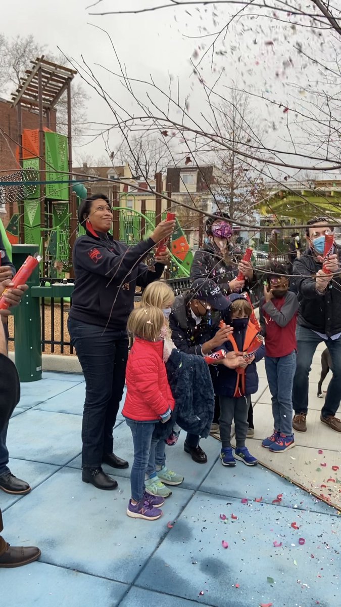 Thank you @MayorBowser Councilmember @brandonttodd & @DCDPR for a great event to open the new Petworth playground. 🎉 The kids are so excited to have such an amazing outdoor space. Thanks to everyone for all the hard work to make this happen!