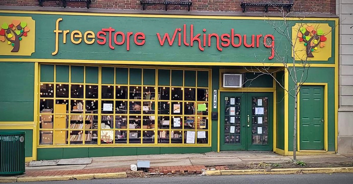 My heart 💕💕
A true Christmas gift, thank you @iupatdc57 for donating your skills and talents !!! 🙇🏾♀️👏🏾
We love and truly appreciate our local unions!
#supportyourunions
#Civically
#freestorewilkinsburg
#Wilkinsburg
#spreadlove https://t.co/er9uMG6EQO