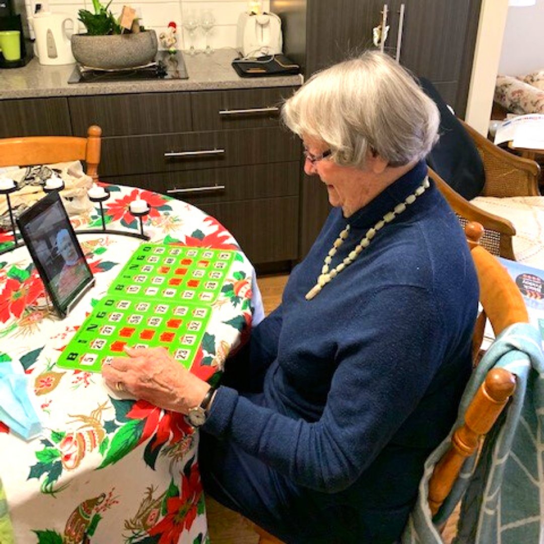 Live_Alavida's tweet photo. BINGO! Time for some virtual in-house activities. We've been trying out different ways to have fun while socially distancing and residents are loving virtual games!  

What games should we try next? 💻🎲

#MyAlavidaNeighbour #GameDay #RetirementHome #Ottawa https://t.co/ZvBhkBPTYO
