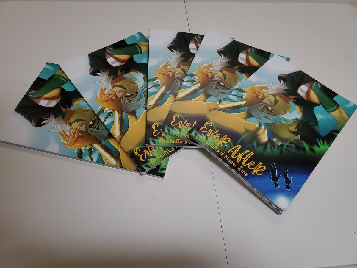 KlanceEverAfter's tweet photo. Our physical zines have finally arrived! #klance #voltron #zine https://t.co/OMpjss7ej6