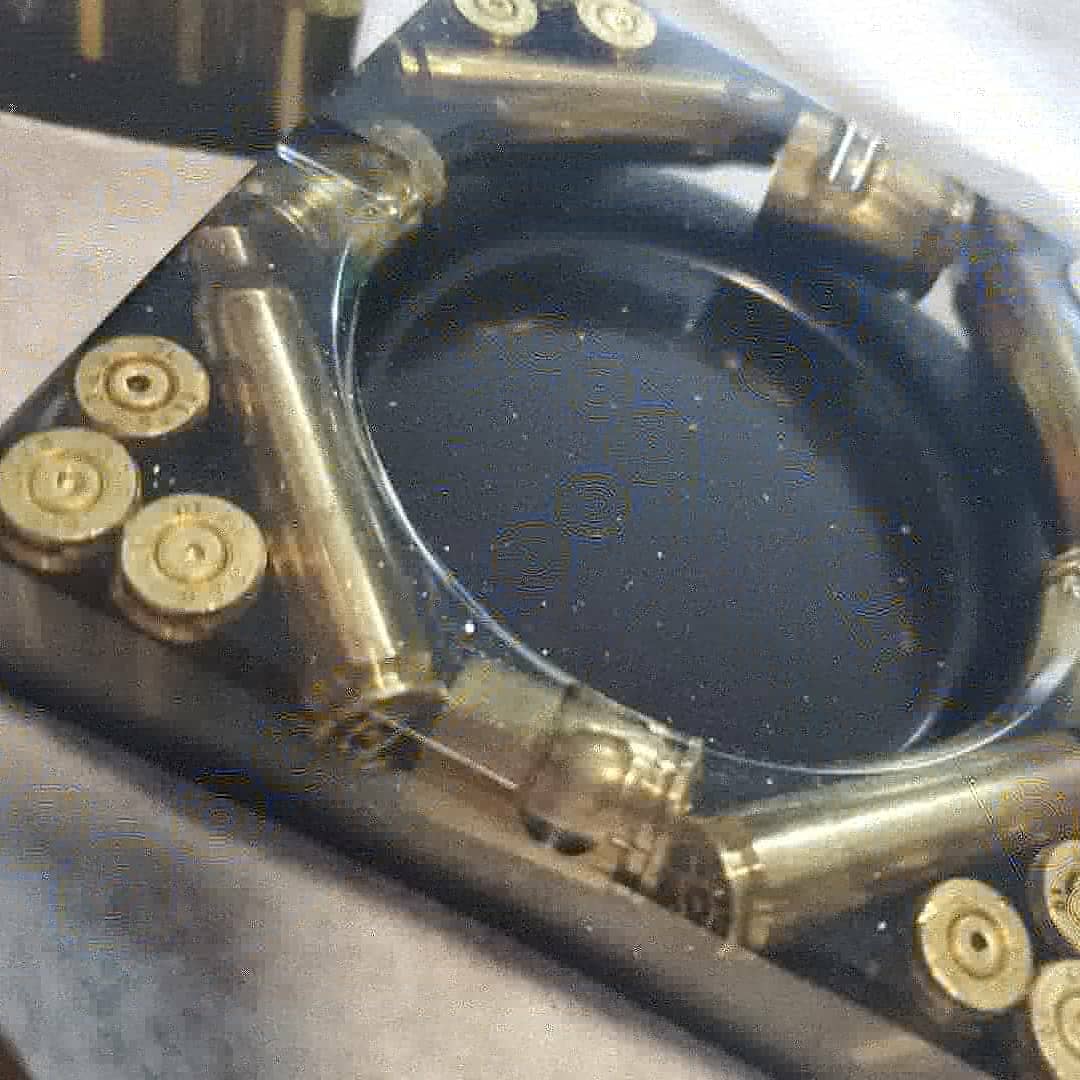 ResinRezn's tweet photo. 🚨 Buy Two Ashtrays Get A Free Bullet Initial Keychain 🚨🚨
Now Up On Etsy 
DM To Inquire 
Order Now To Have It Delivered Before Christmas 

https://t.co/quDxLHCugf 

#bulletshells #ammo #bullets #guns #9mmammo #shootingrange #hunting #giftset #shopsmall #smallbusiness https://t.co/DRU11J8bzP