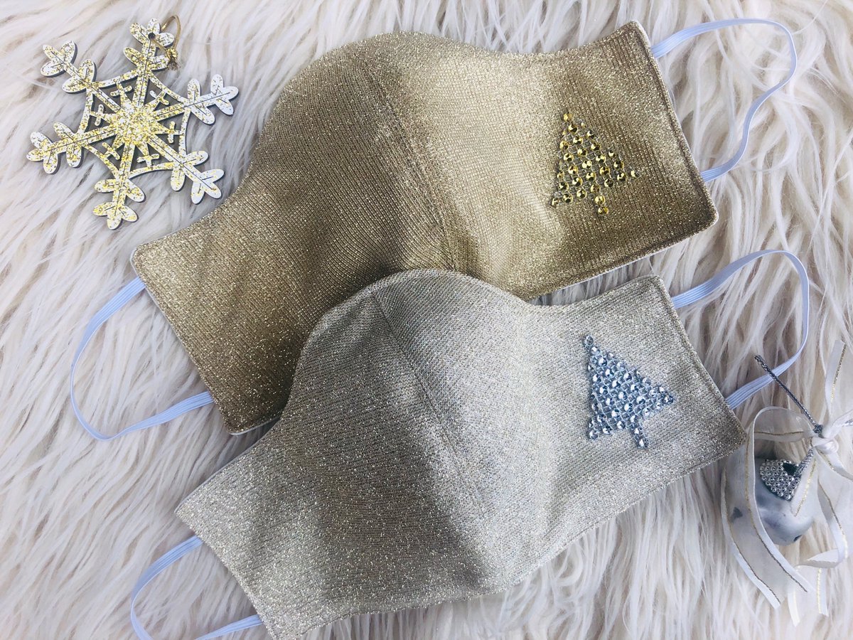 Burnadette83's tweet photo. We make gorgeous face masks ~ please check out Cute &amp; Safe on Facebook or Cuteandsafefashionmasks on Instagram for a wide variety handmade masks and our special Christmas mask collections🎄😷 #Christmas2020 #lookcutestaysafe #cuteandsafe #facemasks #SouthAfrica #christmasmasks https://t.co/XLswk9jmDB