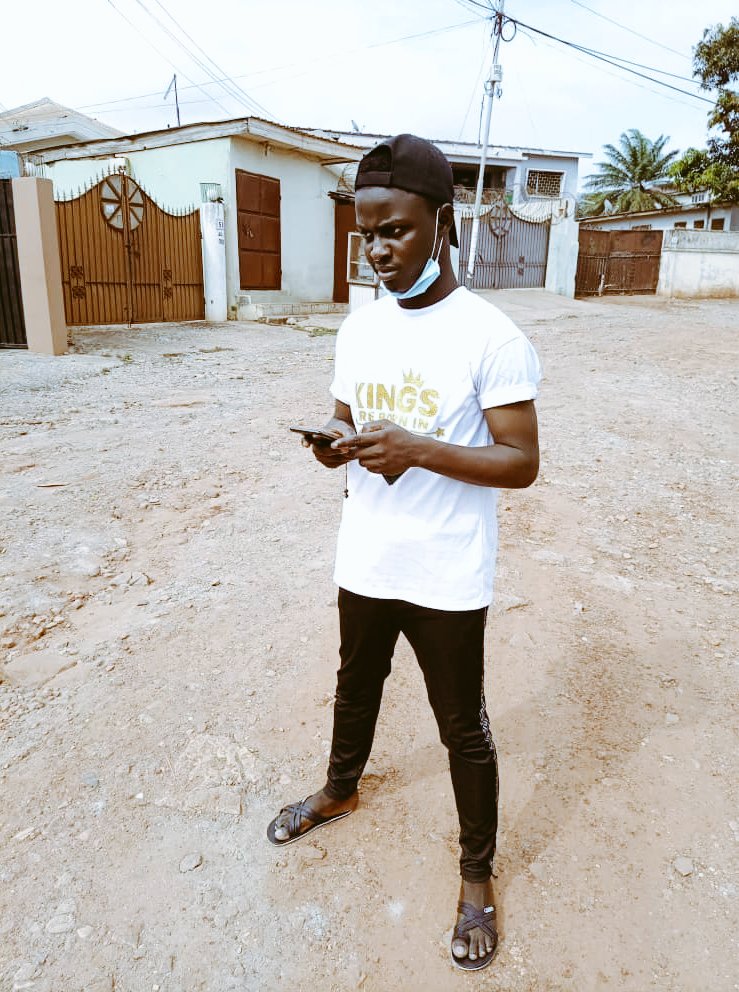PremiumPrunelle's tweet photo. When you are back from benin looking for @mr_wemz to sacrifice ๐๐๐. Were are the others?
#Benin #backfrombenin Ghana #ifb https://t.co/QA2OSgWmQl
