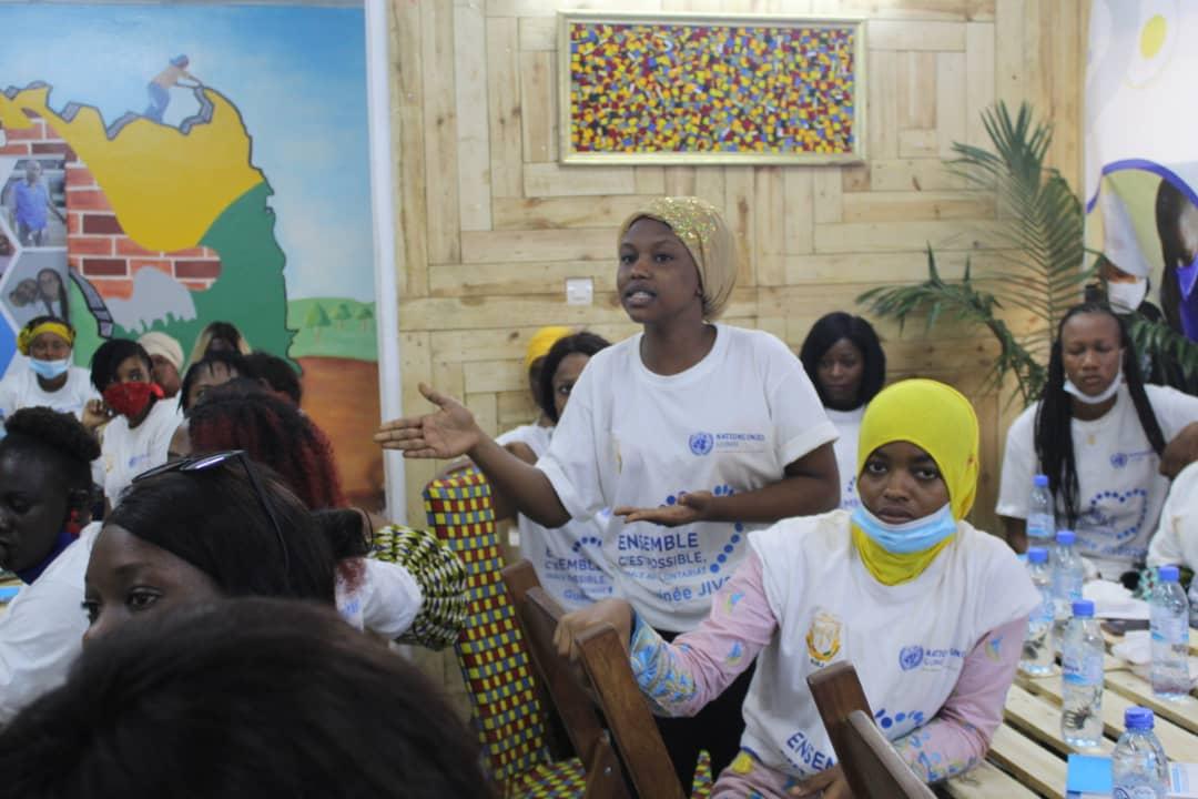 KANTESamba6's tweet photo. Il fut deux jours de partage pertinente avec les femmes sur le rôle de la  femme dans le Volontariat. Une initiative de @pvnuguinee et de COVOG en prélude de la journée internationale des volontaires. 
@diengfk 
#JIV2020 https://t.co/K7LbEWmLSK
