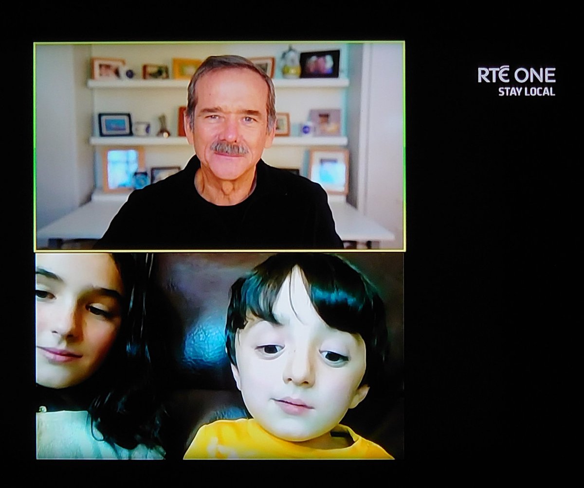 WilliamMurphy77's tweet photo. The magic of Christmas ✨✨🚀💖 @Cmdr_Hadfield #Legend #Capcom #NASA https://t.co/MJMw3goNtW