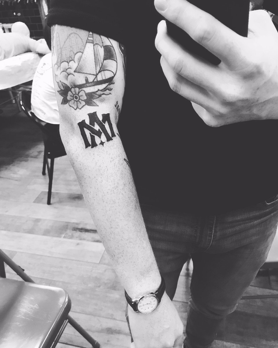 airtimemisfits's tweet photo. Branded 💀🏴
Thanks @schreinece for the making me an eternal misfit.
#airtimemisfits #airtimemisfitspodcast #podcast #youtube #rollercoasters #vintagerollercoaster #defunctcoaster #coasterenthusiasts #rollercoasterenthusiasts #thechainlift #purveyorsofnostalgia #handmade https://t.co/RojrcmdJHl