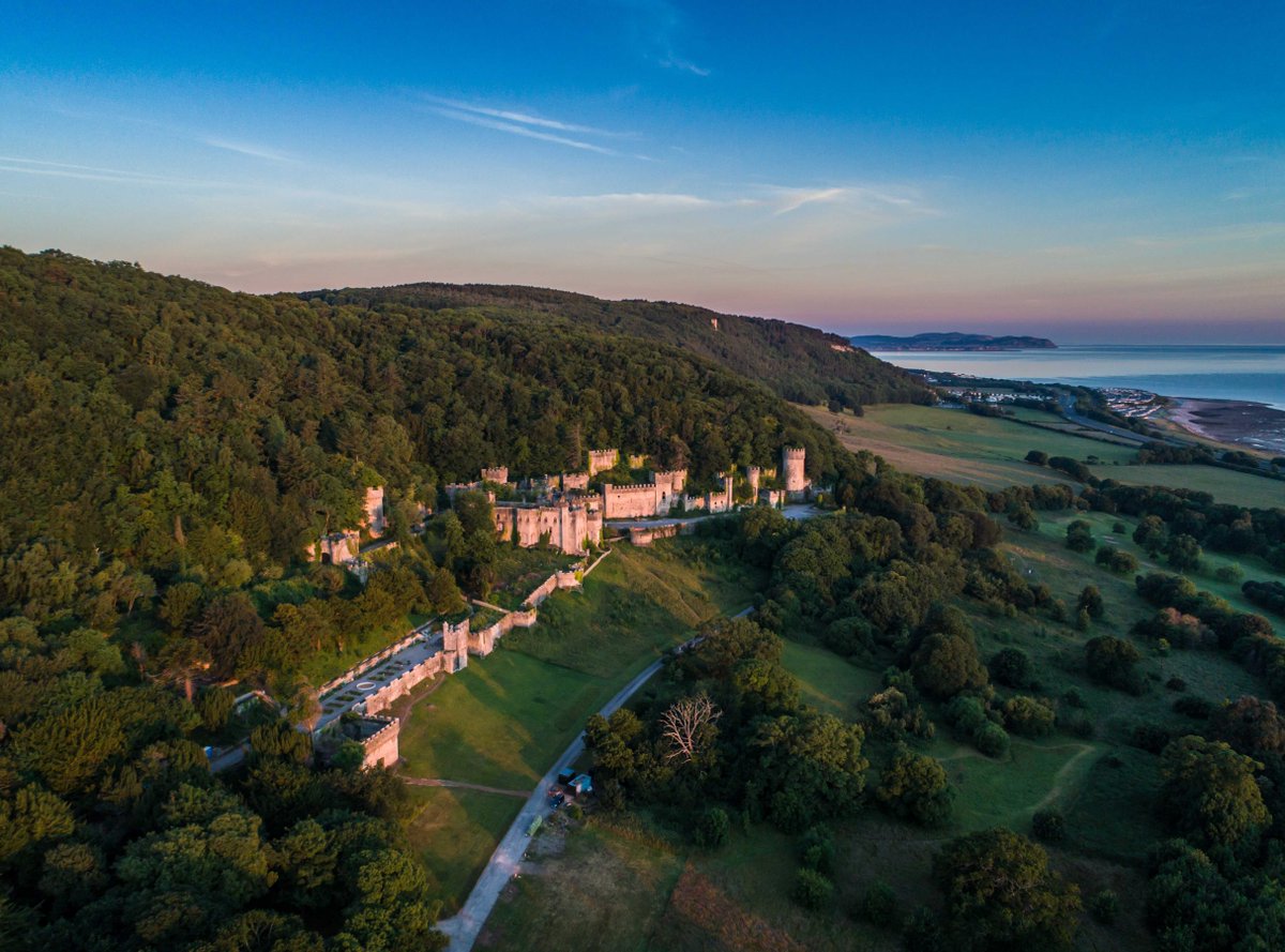 Visiting_Conwy's tweet photo. We've loved having @imacelebrity in #ConwyCounty. Thanks to @antanddec, @ITV, @GwrychTrust &amp; everyone involved with the show. We hope you've enjoyed #NorthWales. Before you go, remember to get yourself a Welsh souvenir from our new online shop https://t.co/SRigIhkyTk #ImACeleb https://t.co/dRZQsCNoET