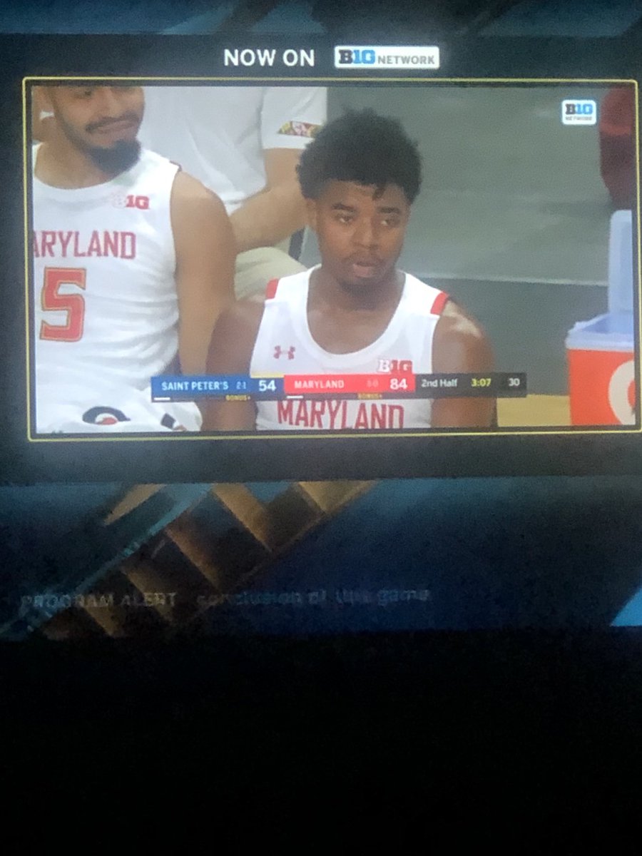 Great game ⁦<a href="/HakimHart/">Hakim Hart</a>⁩ love the progress 💪🏾 keep working hard 👊🏾 #33pts #phillybball