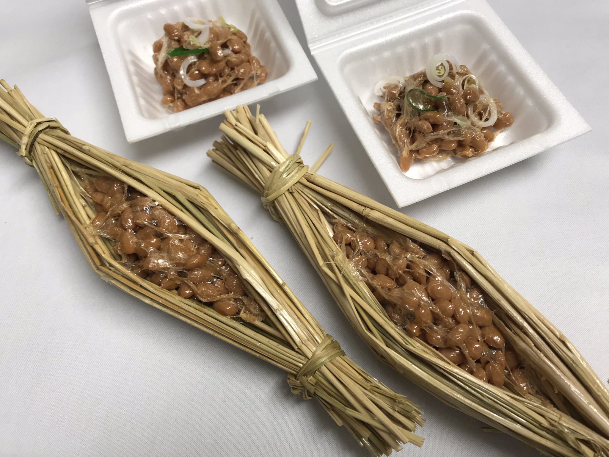 食品サンプルのながお食研 藁納豆と納豆パック 藁納豆を数量限定にてオンラインで販売致しました 食品サンプル ながお食研 納豆 藁納豆 T Co Lsy52zlil9 Twitter