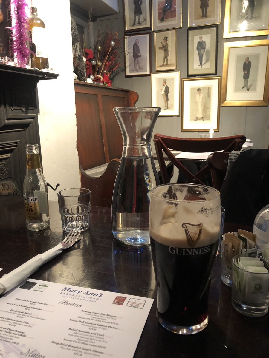 DarrenHourihane's tweet photo. Did we ever think we would appreciate so much, a pint, and a bit of grub (sorry, I meant a bit of grub and a pint) #COVID #MaryAnns #GreatToGetOut #local https://t.co/dfsOP7Qp3V