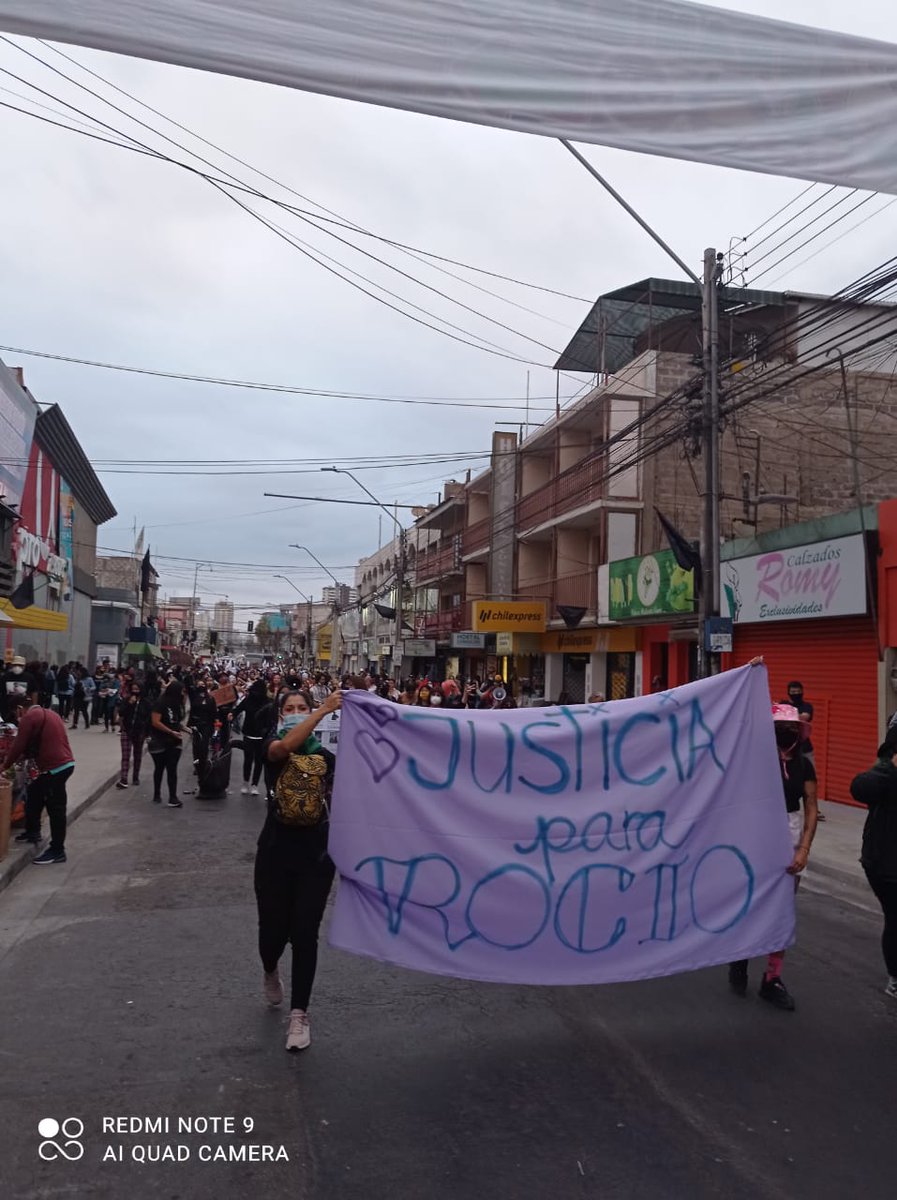 para_rocio's tweet photo. Desde #Tarapaca #IQUIQUE #ALTOHOSPICIO 
RICARDO STOLLER ES RESPONSABLE DE LA MUERTE DE ROCIO PEREZ!
EN NUESTRAS CALLES SEGUIREMOS GRITANDO PA QUE JAMAS SE OLVIDEN DE QUIEN DEJO MORIR SIN TRATAMIENTO A NUESTRA AMIGA Y COMPAÑERA.
ROCIO MURIO EN TUS MANOS #STOLLERASESINO @para_rocio https://t.co/4P5eLYGikM