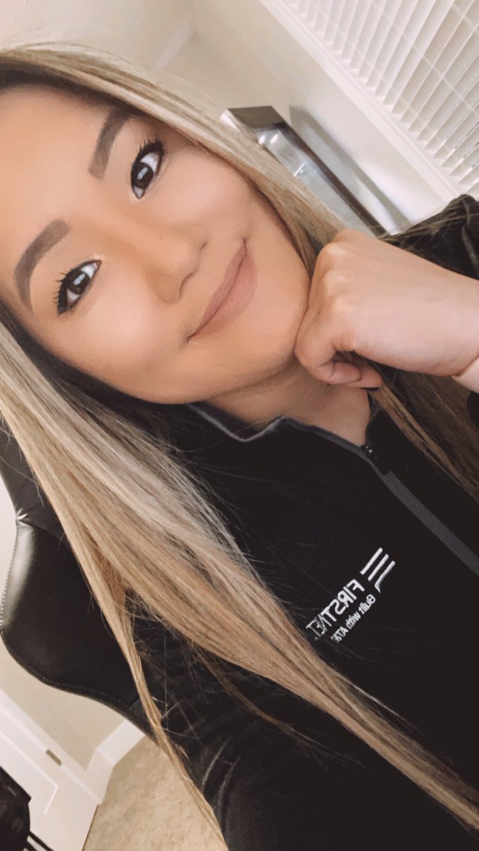 You know I’ve got something good up my sleeve when I put on my FirstNet half zip for #FirstNetFriday🚨 <a href="/ATTChadKerr/">Chad Kerr</a> <a href="/ralford8764/">Coach Ray Alford</a> <a href="/chrisdonan/">Chris Donan</a>